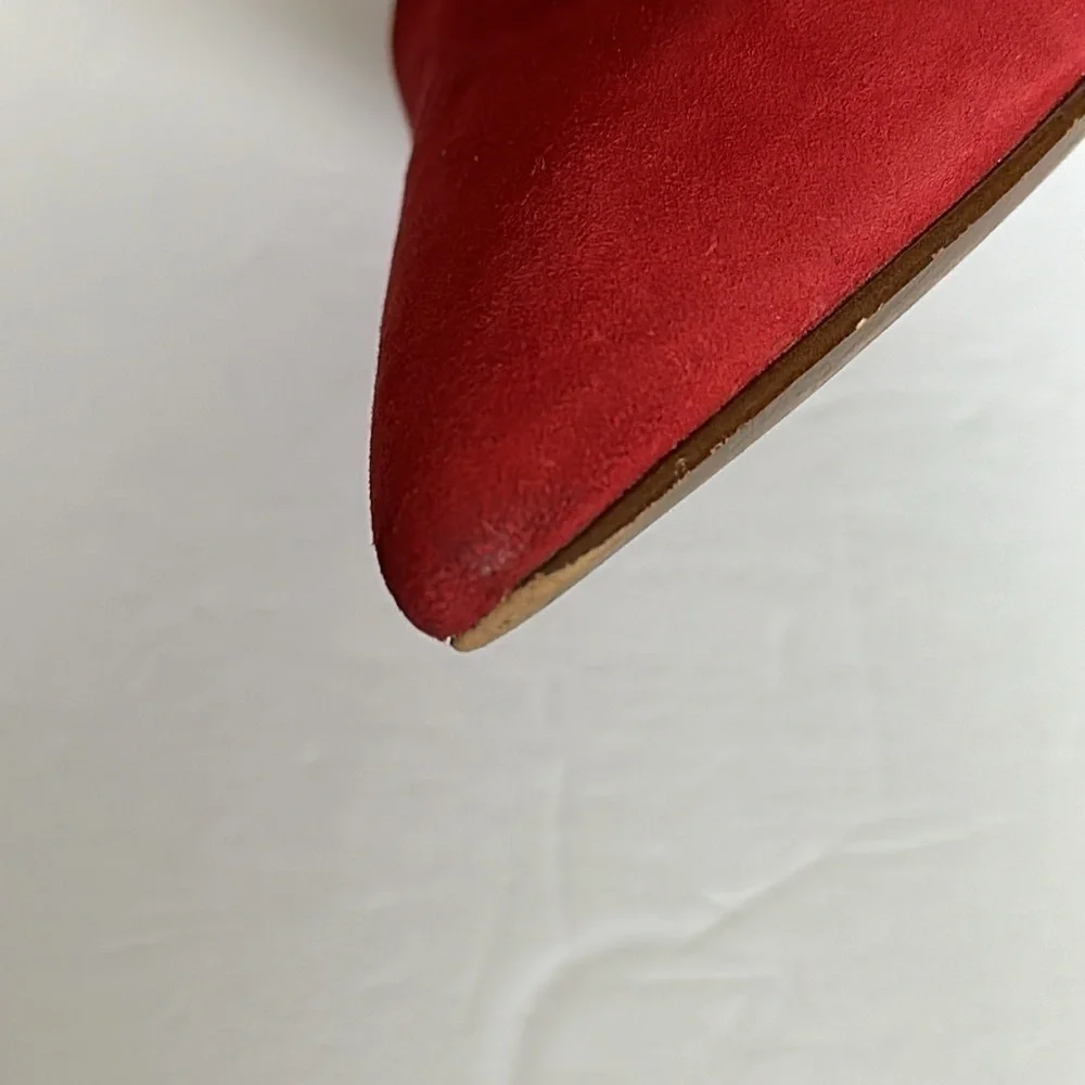LOUISE ET CIE JENNOX HEEL Womens 5.5 or 36 Medium Red Suede